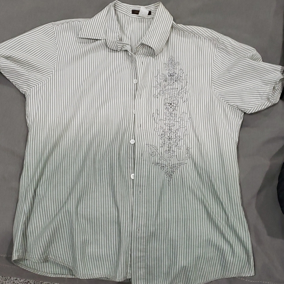 Johnny Max button up tshirt - Picture 1 of 2
